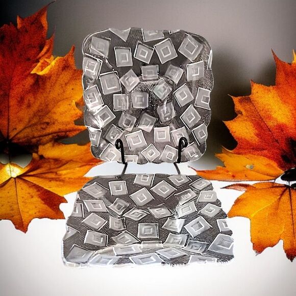 2 Mikasa Clear Glass Plates Side Frosted Square Design Geometric Salad Snack - Picture 11 of 16